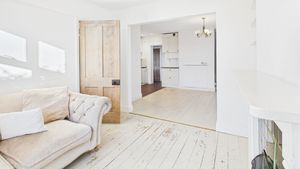 Photo 14- click for photo gallery